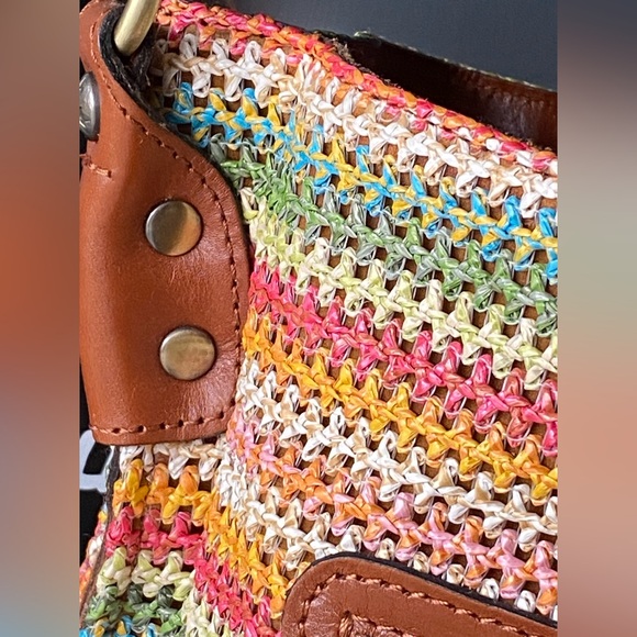 Patricia Nash 10th Anniversary crossbody bucket bag - Picture 12 of 15